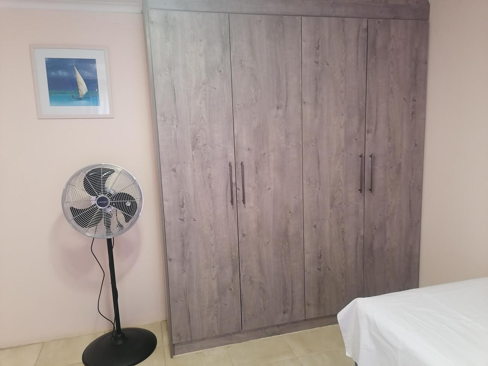 Jjp Self Catering - Three Bedroom House Lüderitz 外观 照片